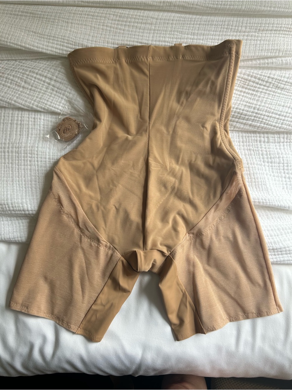 NWT Honeylove SuperPower Short in Nude Sand color - Picture 5 of 8